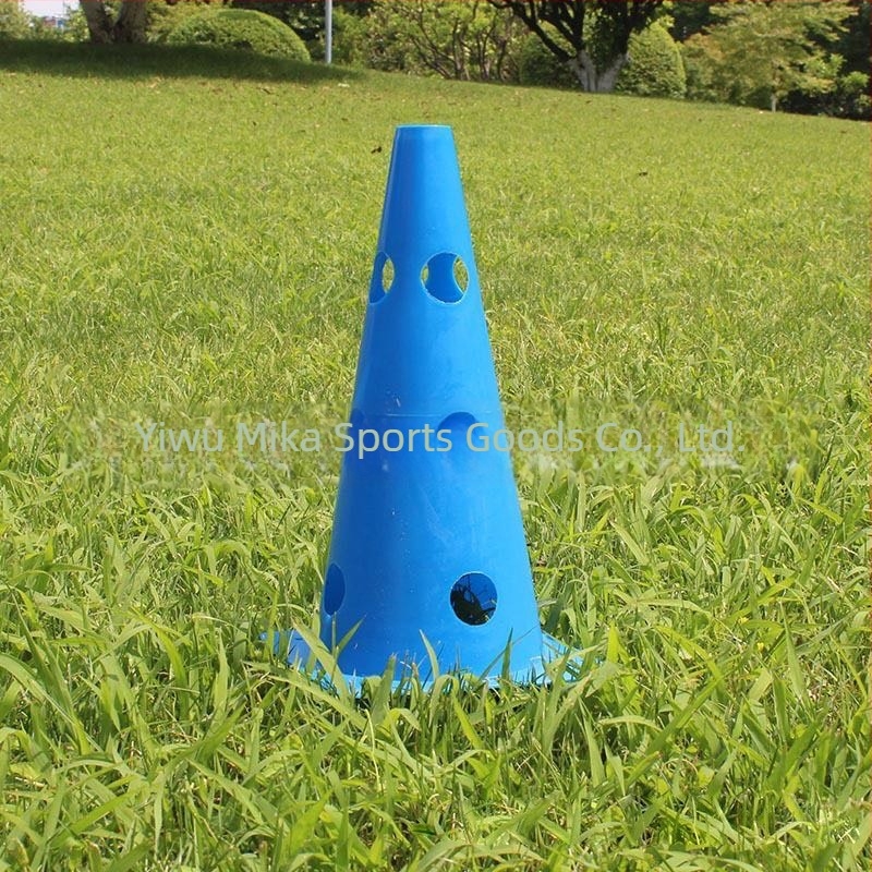 32 cm vastag perforált jelzőkúp futball- és rögbi edzésekhez, csúszásmentes, tartós PE anyagból