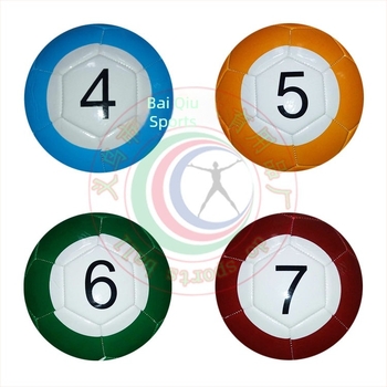 Nr. 3 rúgófoci játék – biliárd és snooker ihletésű dizájn