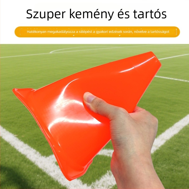 18 cm jelzőkúp, 23 cm kúp labdás edzéshez, 32 cm akadályjelzők a futball-edzéshez