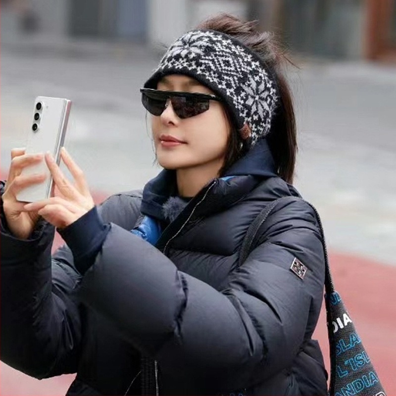 Vintage női kötött fejpánt – meleg, masni alakú fejfedő, az őszi 2025 szezonhoz