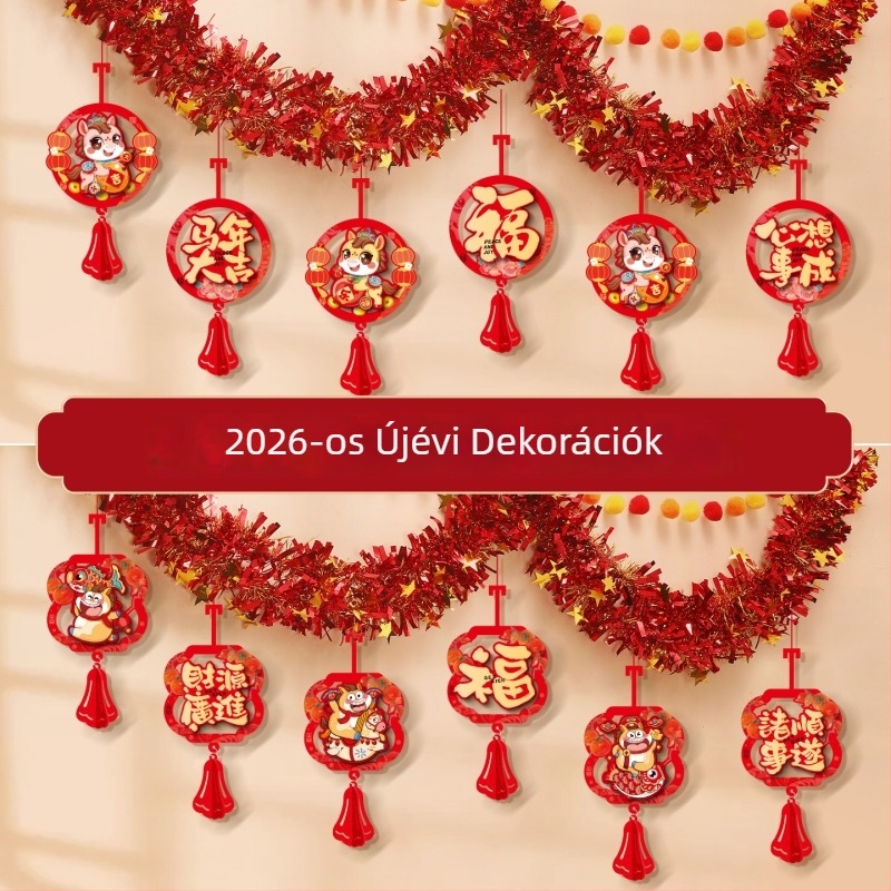 Belső térre szóló függő dekoráció – A Ló éve 2026 motívummal, szalaganyag, rajzfilm mintázat, tavaszi fesztiválhoz