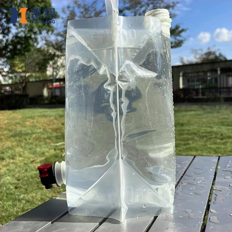 Összecsukható víztároló táska csappal – 5,5 L, PE anyag, Sportos kültéri vízálló táska, Márka KX