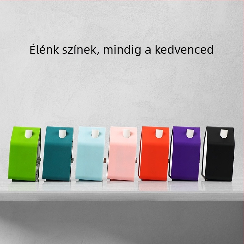 Íróasztali óra kakukk motívummal, csendes, elemmel működő, mechanikus mozgás