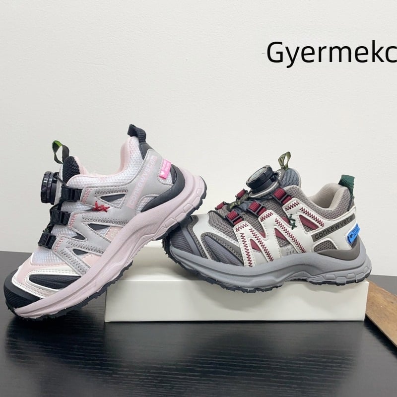 Gyerekeknek szóló fűzős sportcipő blokk mintával, ultrafiber felsőrész, gumírozott talp, forgó fűzőkkel, uniszex, 4–16 évesek, tavasz