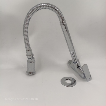 Réz konyhai falra szerelhető csaptelep, kerámiás szeleppel, 14 mm bemenet/kimenet, működési hőmérséklet 0–90 °C