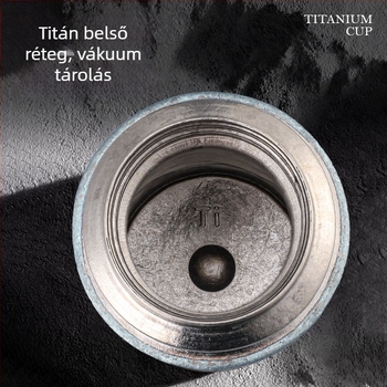 QarKapacitású titán termosz pohár mechanikus hőmérséklet kijelzővel, belső és külső titán test, kettős rétegű vákuum szigetelés, tea és víz elválasztása