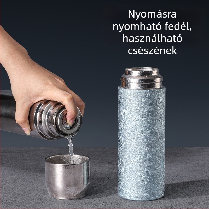 QarKapacitású titán termosz pohár mechanikus hőmérséklet kijelzővel, belső és külső titán test, kettős rétegű vákuum szigetelés, tea és víz elválasztása