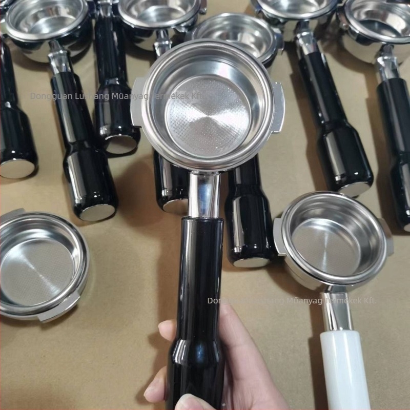 Alj nélküli portafilter fogó E61 csoportfejhez, rozsdamentes acélból készült, tömörfa markolattal; kompatibil Delong, Platinum Rich és Aibao