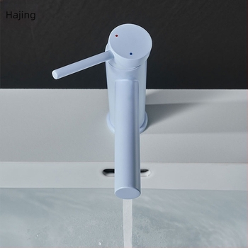 Réz anyagú egykaros keverőcsaptelep mosdóhoz, meleg- és hideg víz, kerámia patron, kulcsos szerelés