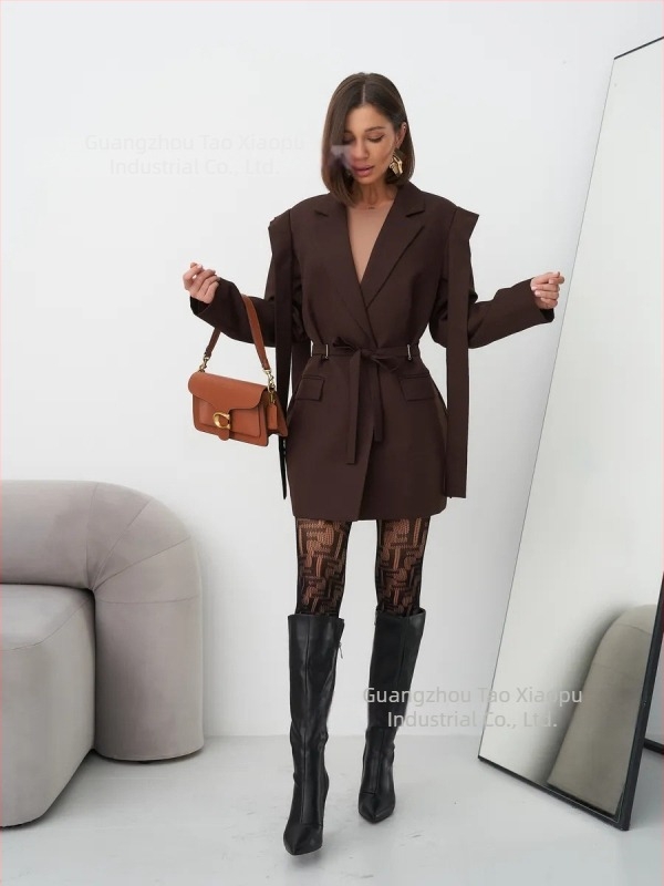 Női blézer derékon fűzővel, klasszikus gallér, hosszú ujjú, poliészter, rövid fazon