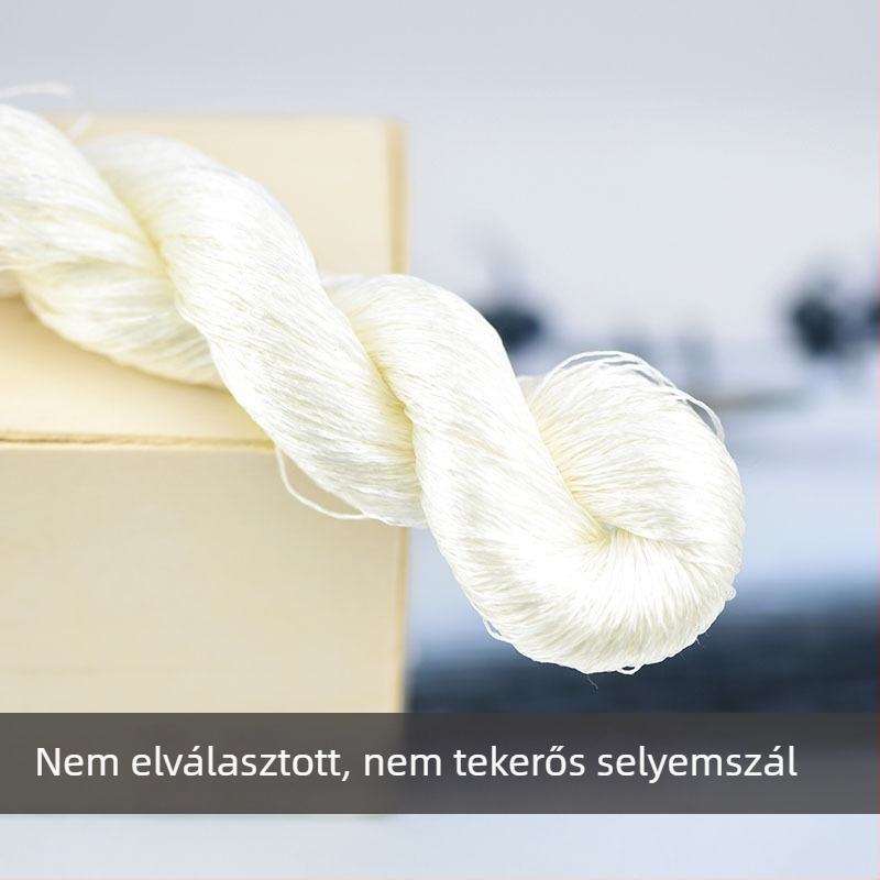 No. 88 bársonyos mulberry selyem hímzőfonal, nem csavart, bársonyos felület, kézi hímzéshez. Márka: Famous Ancient Embroidery Art