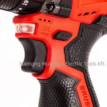 Vezeték nélküli brushless fúró-csavarozó, 16,8V, fokozatmentes sebességszabályozás, mandrinás fej, Li‑ion akkumulátor