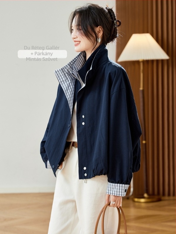 Női látszólag két darabból álló rövid kabát kockás mintával, lazán szabott, elöl cipzár, hosszú ujjak, őszi-téli 2025