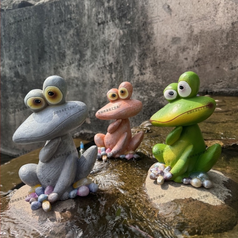 Szintetikus gyanta béka figura kültéri kertdekorációhoz, modern-minimalista stílus