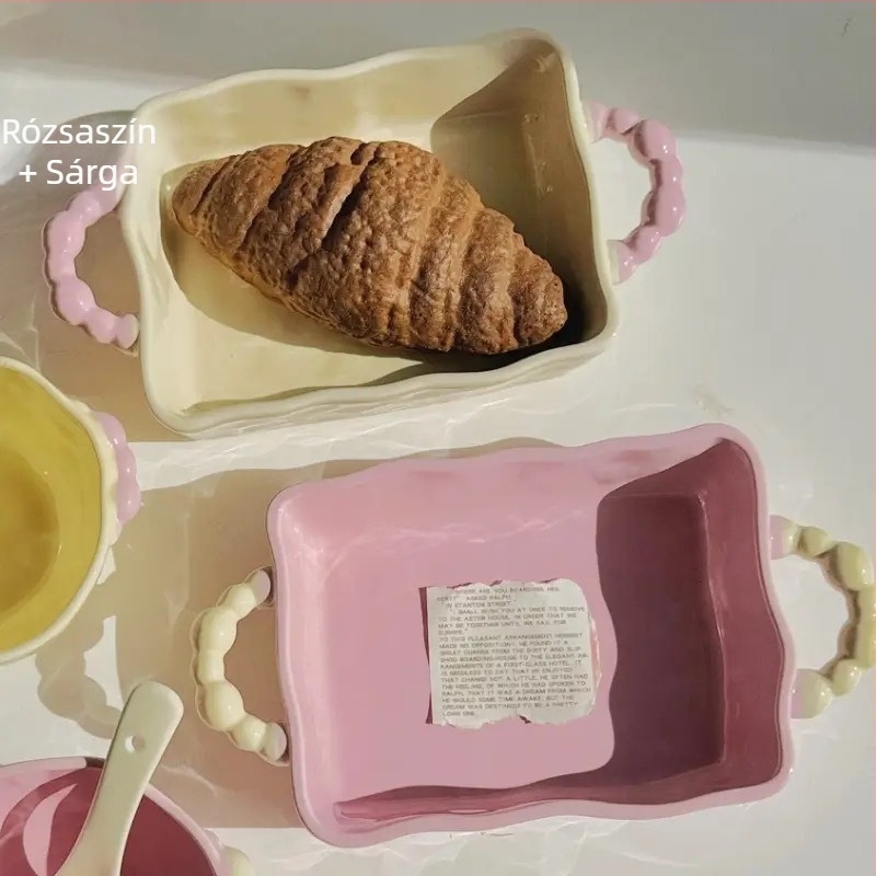 Kerámiából készült négyszögletes tányér, underglaze felülettel, modern minimál stílusú, mikrohullámú sütőben használható.
