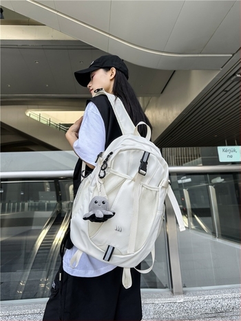 Unisex nylon hátizsák, 20–35 L, kompatibilis 16 hüvelykes laptophoz, vízlepergető, lélegző