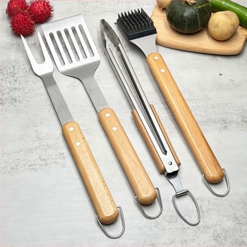 Rozsdamentes acél BBQ eszközkészlet bükkfa fogantyúval, 4 darabos készlet: spatula, grillfogó, villa, kés