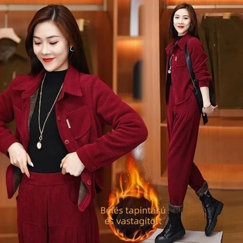 Női kétrészes casual kosztüm PVC anyaggal, hosszú hercegnős ujjak, 3/4 hosszú nadrág, tavasz 2025