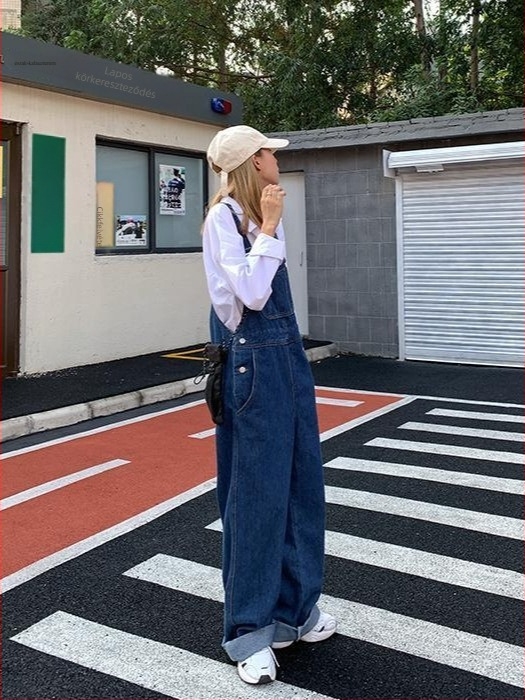 Denim overál magas derekú, széles szabású, koreai stílusú, városi munkaruházat, tavasz 2025