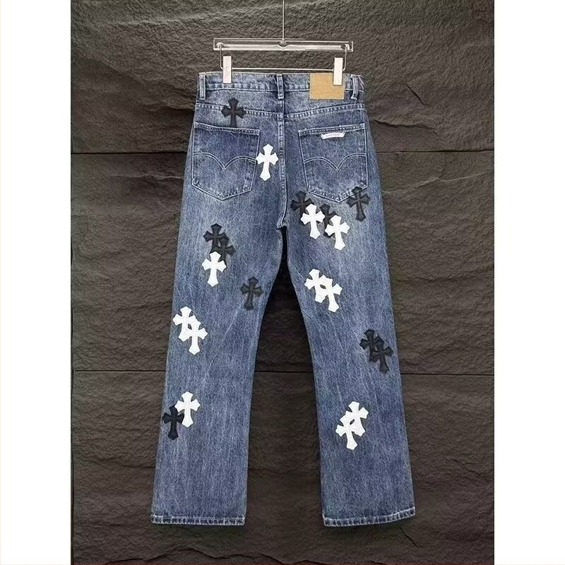 Amerikai stílusú lazán szabott denim férfi nadrág, vintázs mosott kék, keresztes részlettel, egyenes szár