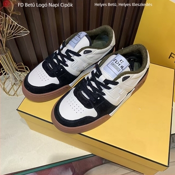 Uniszex bőrcipő – alacsony profil, vastag talpú, cipőfűzővel, első réteg marhabőr felsőrész, gumi talp, betűlogó minta