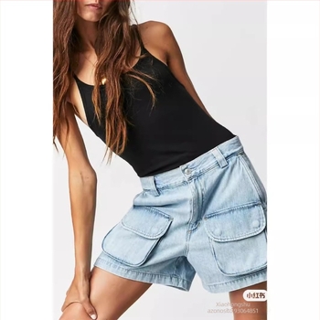 Denim rövidnadrág magas derékkal, laza szabás, 3/4 hosszúság, munkaruházati stílus, harmonikaszerű zsebek, 95% pamut