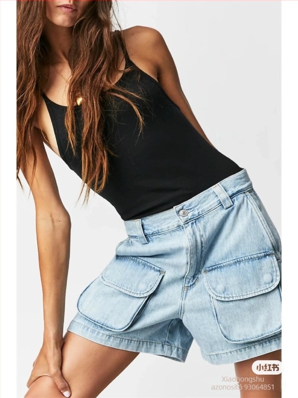 Denim rövidnadrág magas derékkal, laza szabás, 3/4 hosszúság, munkaruházati stílus, harmonikaszerű zsebek, 95% pamut