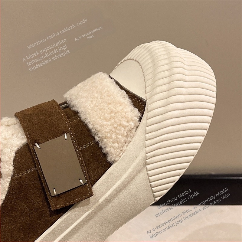 Női velúr bőrből készült sneaker Velcro-zárással, belső műszőrtartalommal, vastag gumitalppal