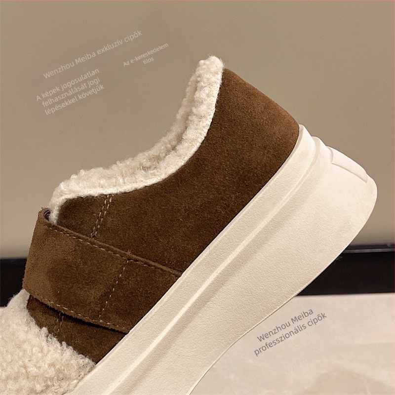 Női velúr bőrből készült sneaker Velcro-zárással, belső műszőrtartalommal, vastag gumitalppal