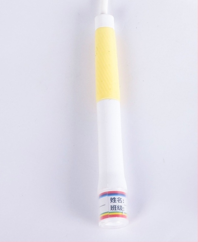 Gyerekeknek készült ugrókötél: csomómentes, szegmentált, PVC, ROHS tanúsítványú, átmérő 2,8 mm