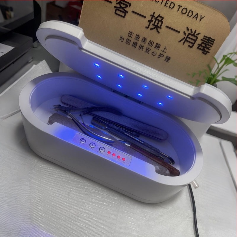 Manikűr eszközök fertőtlenítő doboza LED UV sterilizációval és töltéssel, többfunkciós sterilizáló, OEM, körülbelül 0,5 kg