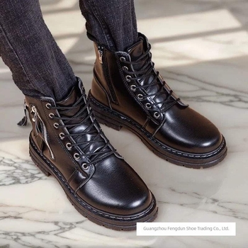 Martin bakancsok férfiaknak, téli, felső rész mikroszálas bőrből, talp gumi, bélés báránybőrrel, belső talp pamut, vastag talp