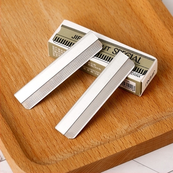 Szemöldöknyíró – rozsdamentes acél, márka nélküli, általános használatra, professzionális sminkeszköz