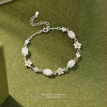 999 ezüst karkötő virág alakú — nőies, tündér stílusú, elektroplatírozott felület, kézre való ékszer, tavasz 2026