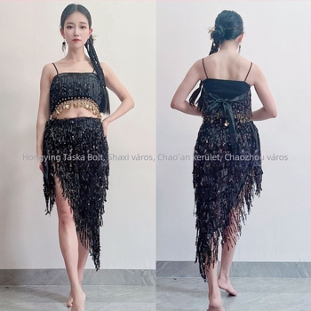 Színpadi hastánc öltözet strasszokkal és bojtokkal; chiffon anyag; poliészter 90–95%; gyöngyhímzés