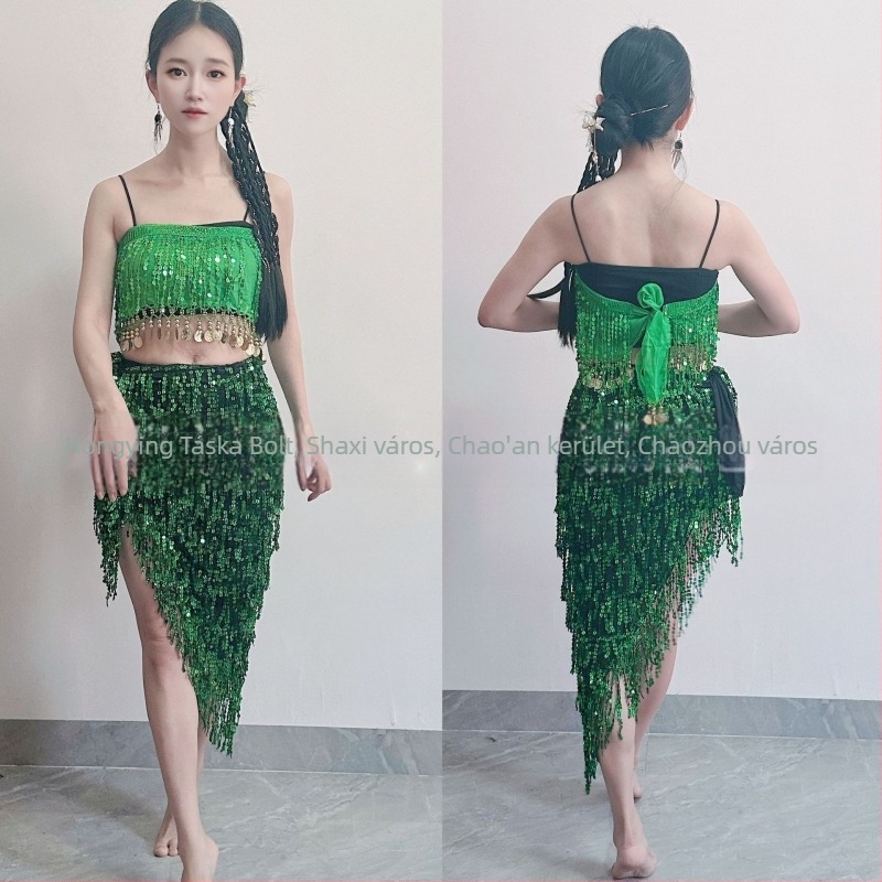 Színpadi hastánc öltözet strasszokkal és bojtokkal; chiffon anyag; poliészter 90–95%; gyöngyhímzés