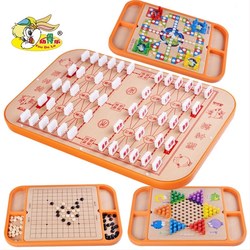 Fából készült, többfunkciós játék készlet sakk, dáma és katonai sakk — különböző környezetekhez; 7–60 éveseknek; fejleszti a szem-kéz koordinációt és a kognitív készségeket