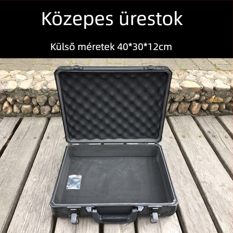 Felszereléshez szállító koffer, ütésálló, katonai minőségű, hordozható
