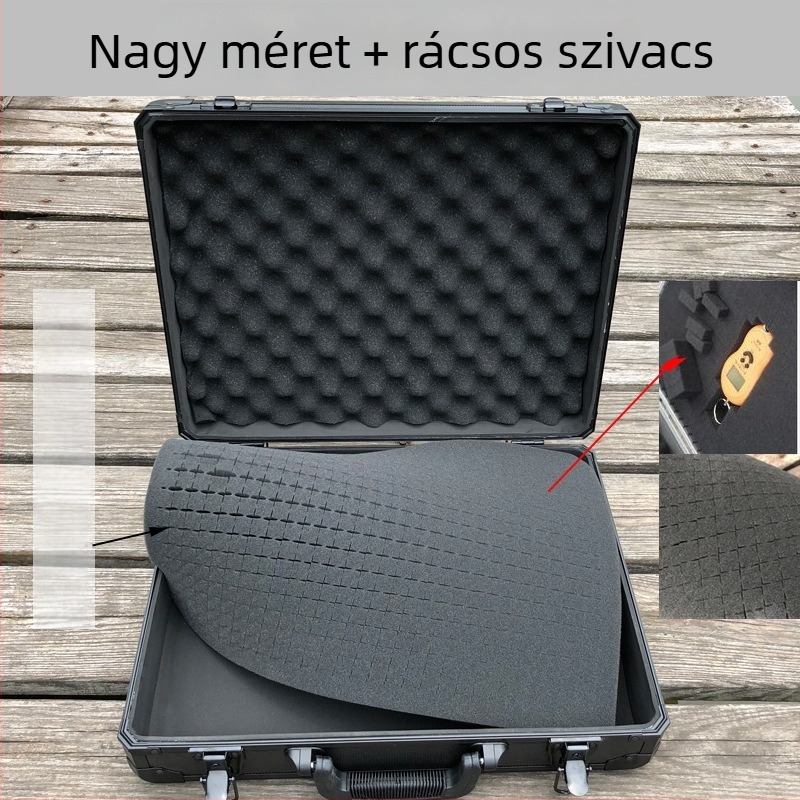 Felszereléshez szállító koffer, ütésálló, katonai minőségű, hordozható