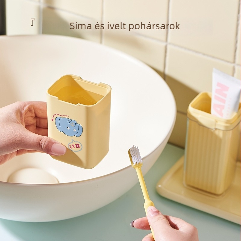 Dumbo mintázatú fogkefetartó — Hordozható műanyag utazó készlet