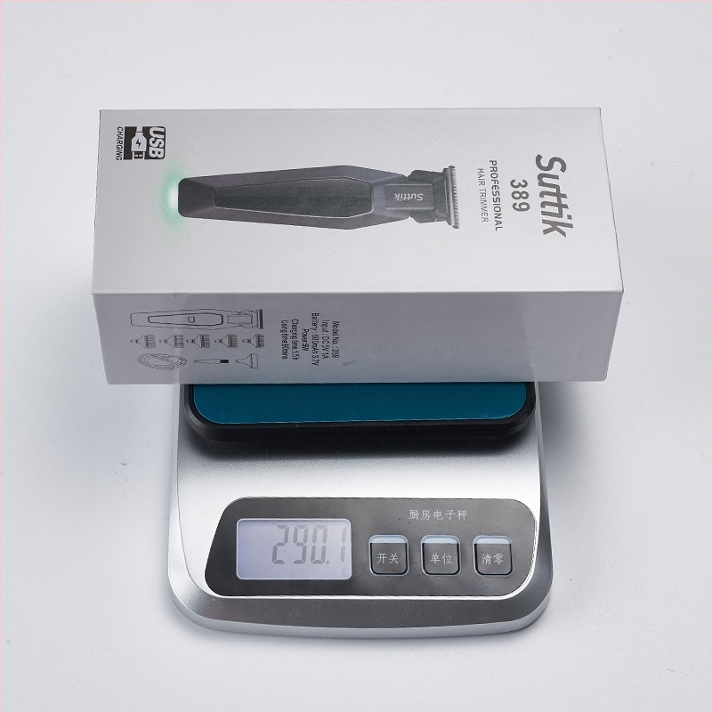 RESUXI 389-es elektromos hajvágó brús motorral, rozsdamentes acél vágófej, beépített 500–800 mAh akkumulátor, töltés üzemmód, 1–3 óra üzemidő