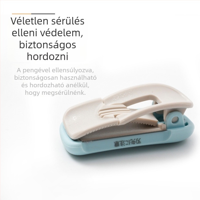 KOKUYO Guoyu Karu-Cut mini kézi ragasztószalagvágó, rozsdamentes acél test, modell T-SM401LB, méretek 40×20×20 mm, szalag szélesség legfeljebb 25 mm