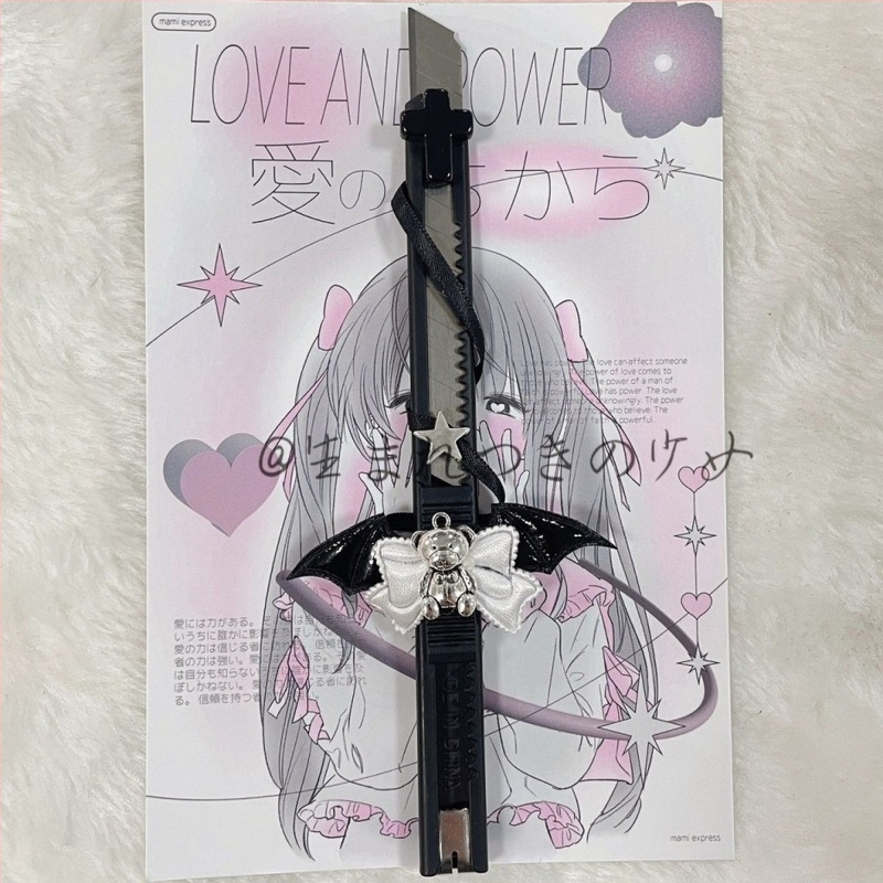 Használati kés kézzel készített medve témájú, gothikus sötét édes esztétikával (Márka: Other; Modell: Utility knife; Importált: Nem)