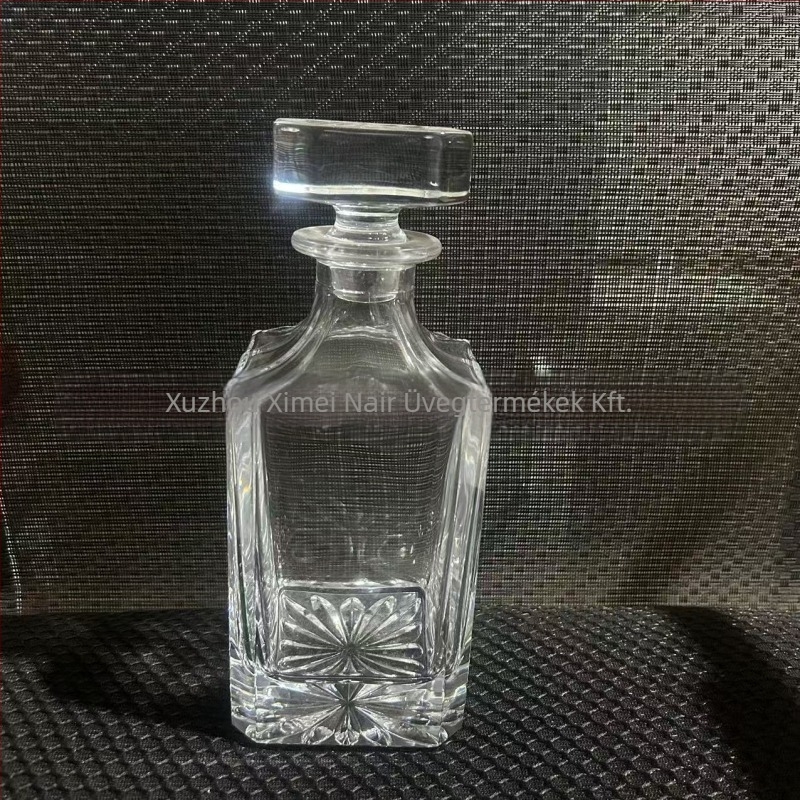 Kristály whisky dekantáló készlet – európai stílus, retro lux, fedél és poharak, 6 darabos készlet