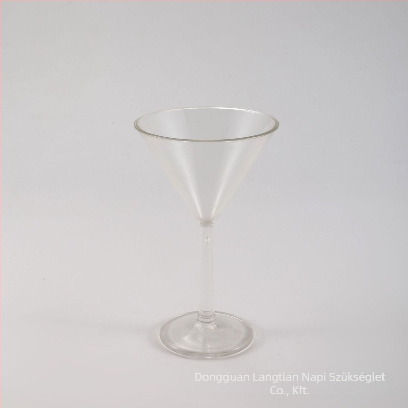 Lang Tian műanyag martini pohár, modern és egyszerű stílus, logó nyomtatás elérhető, gyártási testreszabás, kapacitás 301–400 ml, súly 108 g