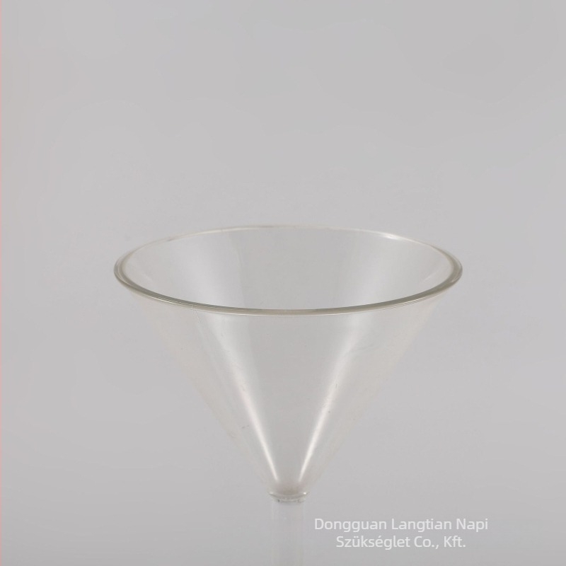 Lang Tian műanyag martini pohár, modern és egyszerű stílus, logó nyomtatás elérhető, gyártási testreszabás, kapacitás 301–400 ml, súly 108 g