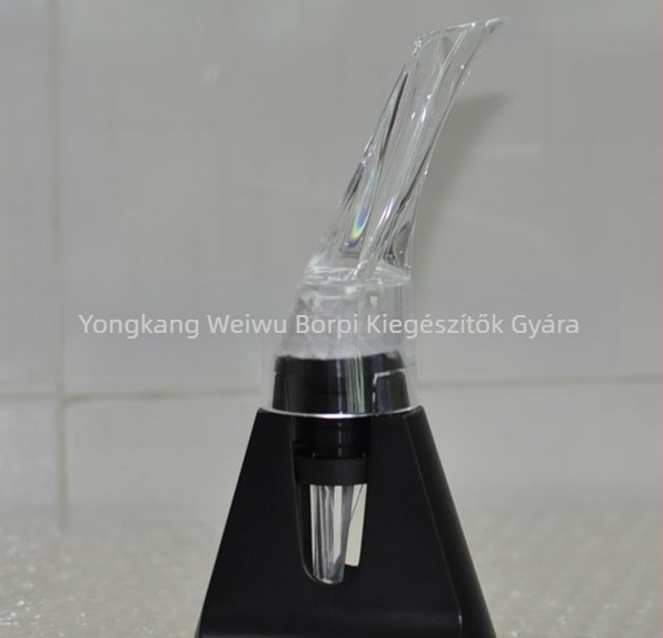 Műanyag boros dekantáló – gyors öntő, kapacitás 1-100ML, tömeg 0.15, egyszerű stílus