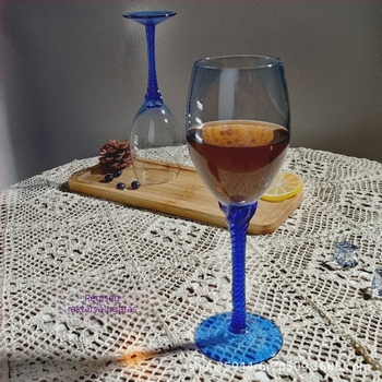 Üvegpohár, goblet retro stílusban, 201-300 ml, testreszabás és logónyomtatás