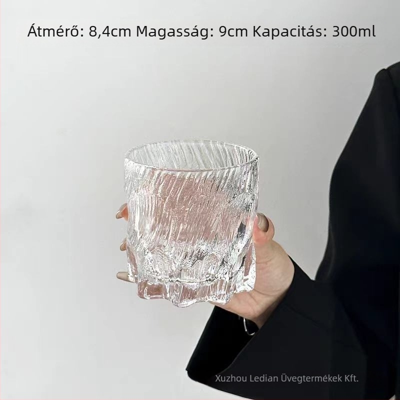 Üveg koktél- és borospohár, Light Luxury Retro stílus, virágos dizájn, súly 250 g, kiváló minőségű termék