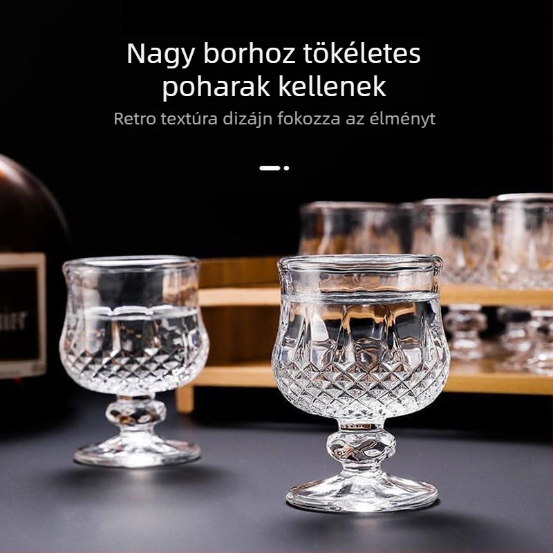 Gravírozott virágos mintázatú borospohár, üvegből készült, hosszú lábú, 50 ml kapacitás